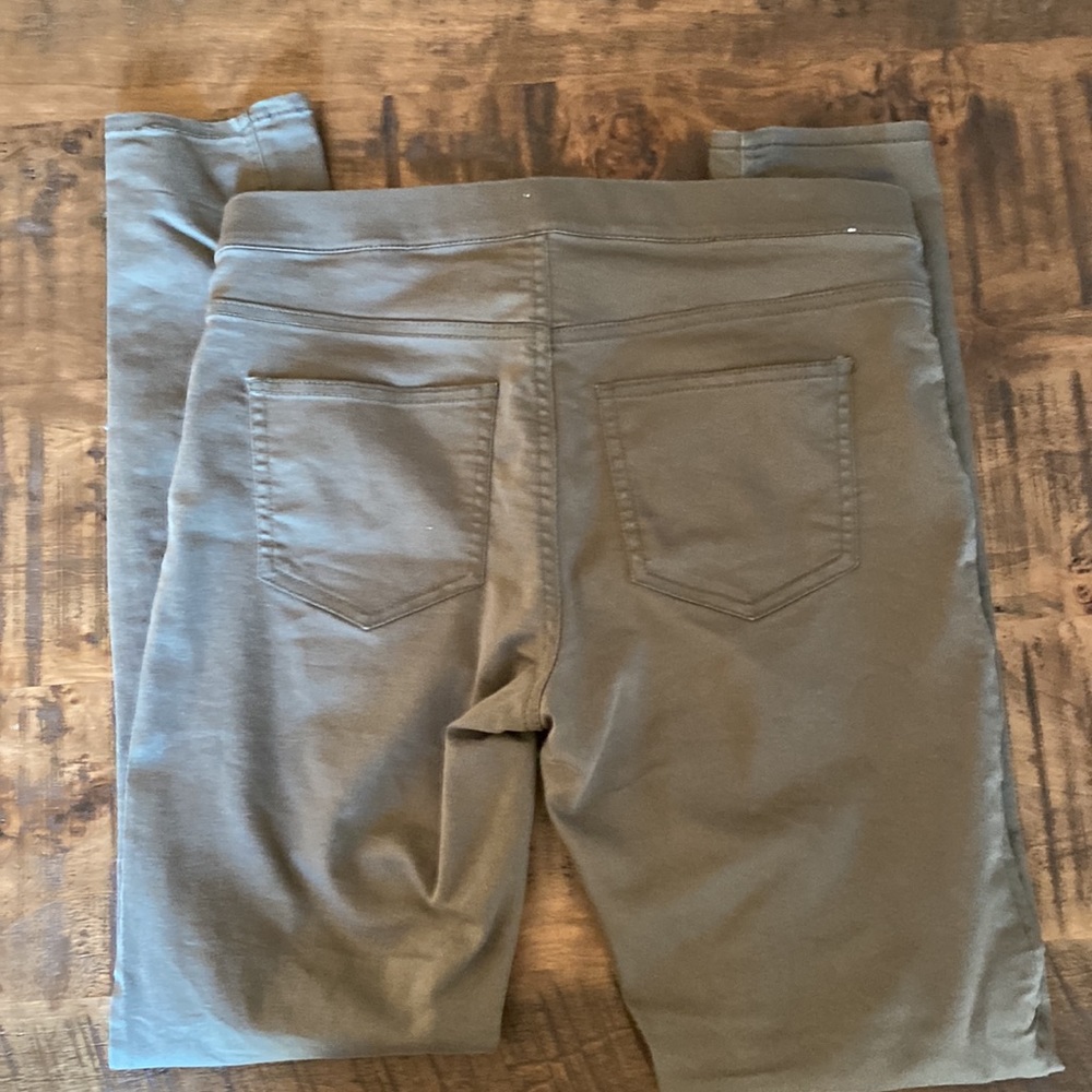 Like new H&M pants - Picture 4 of 4